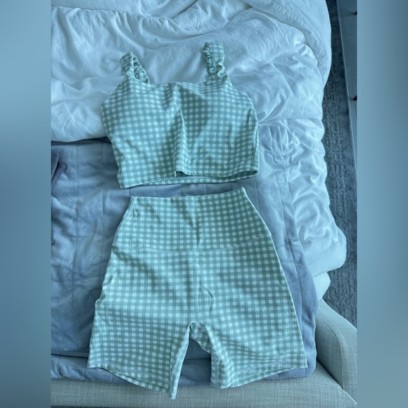 Astoria LUXE BALANCE Long Length Ruched Sports Crop - Jade Gingham - Picture 4 of 5